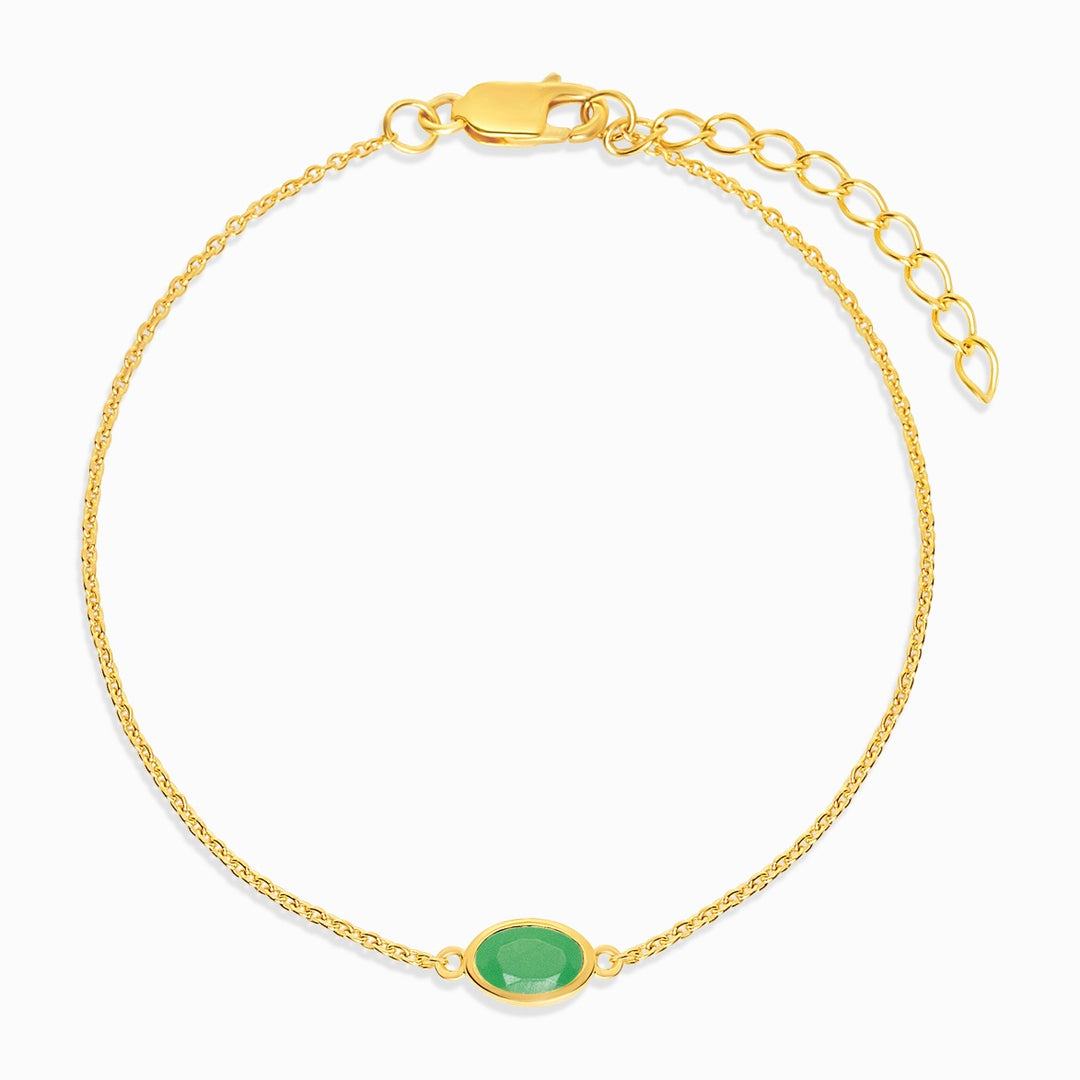 May birthstone armbånd med grøn krystal Chrysoprase. Krystalarmbånd i guld med krysoprase krystal.