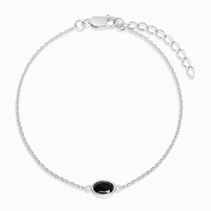 Armbånd med juli fødselssten Onyx. Sølv armbånd med sort krystal Onyx.